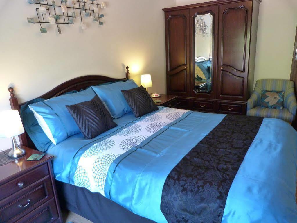 Oaklands House - Adults Only Hotell Brading Exteriör bild